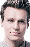 Фото — Джонатан Грофф (Jonathan Groff)