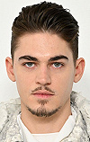 Фото — Хиро Файнс Тиффин (Hero Fiennes Tiffin)